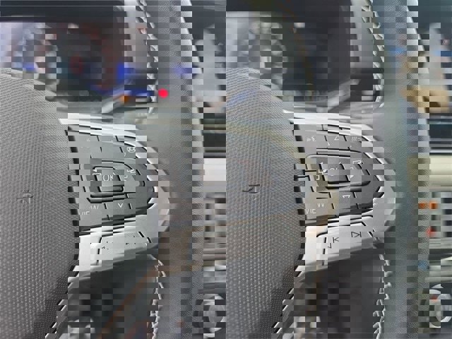 New 2025 Volkswagen Taos S image 21