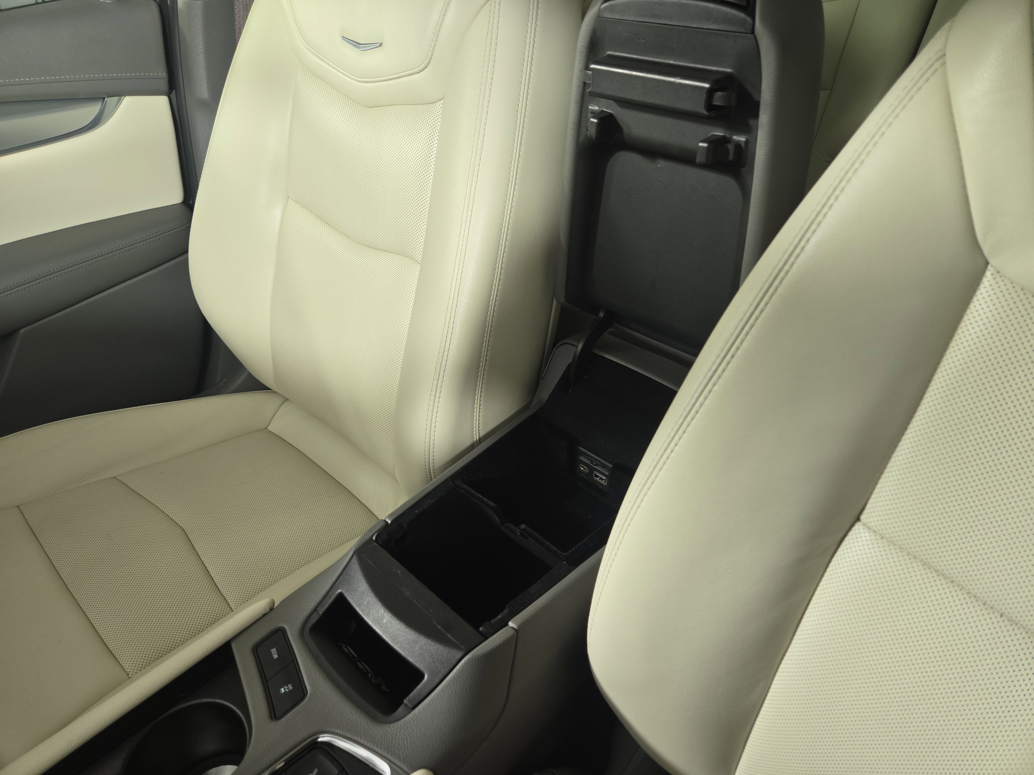 Certified 2020 Cadillac XT5 Premium Luxury image 29