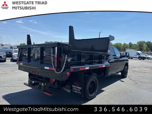 Used 2023 RAM 3500 Tradesman w/ Chrome Appearance Group AWD/4WD image 4