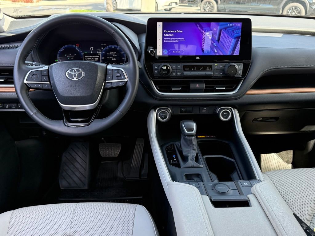 Certified 2024 Toyota Grand Highlander Limited image 31