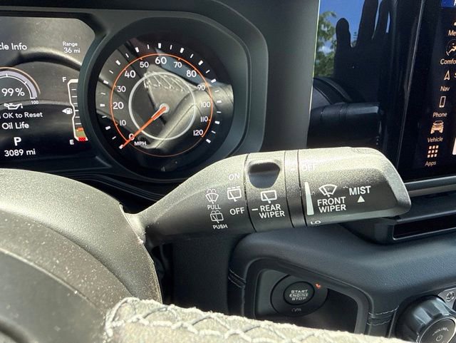 Used 2026 Jeep Wrangler Unlimited Rubicon AWD/4WD image 21