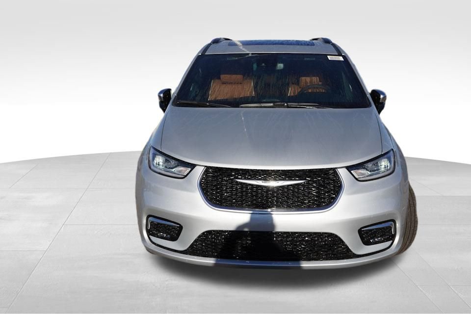 New 2026 Chrysler Pacifica Pinnacle image 8