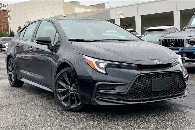 Used 2024 Toyota Corolla SE w/ SE Premium Package image 1