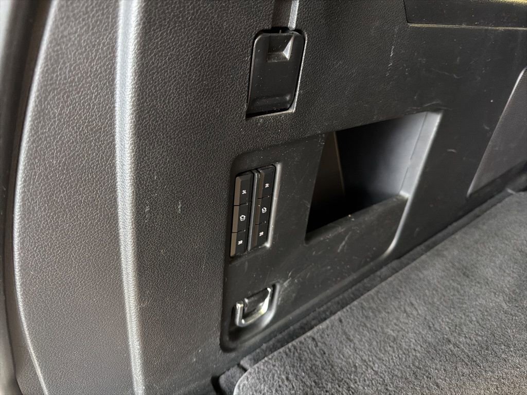 Used 2019 Lincoln Navigator L Reserve image 9