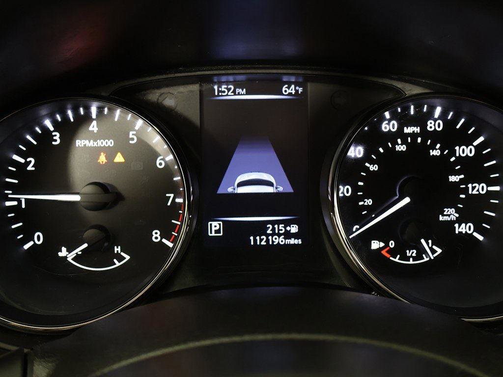 Used 2018 Nissan Rogue Sport SL w/ SL Premium Package image 40