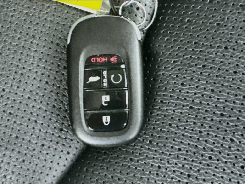 Used 2023 Honda Pilot Elite image 42
