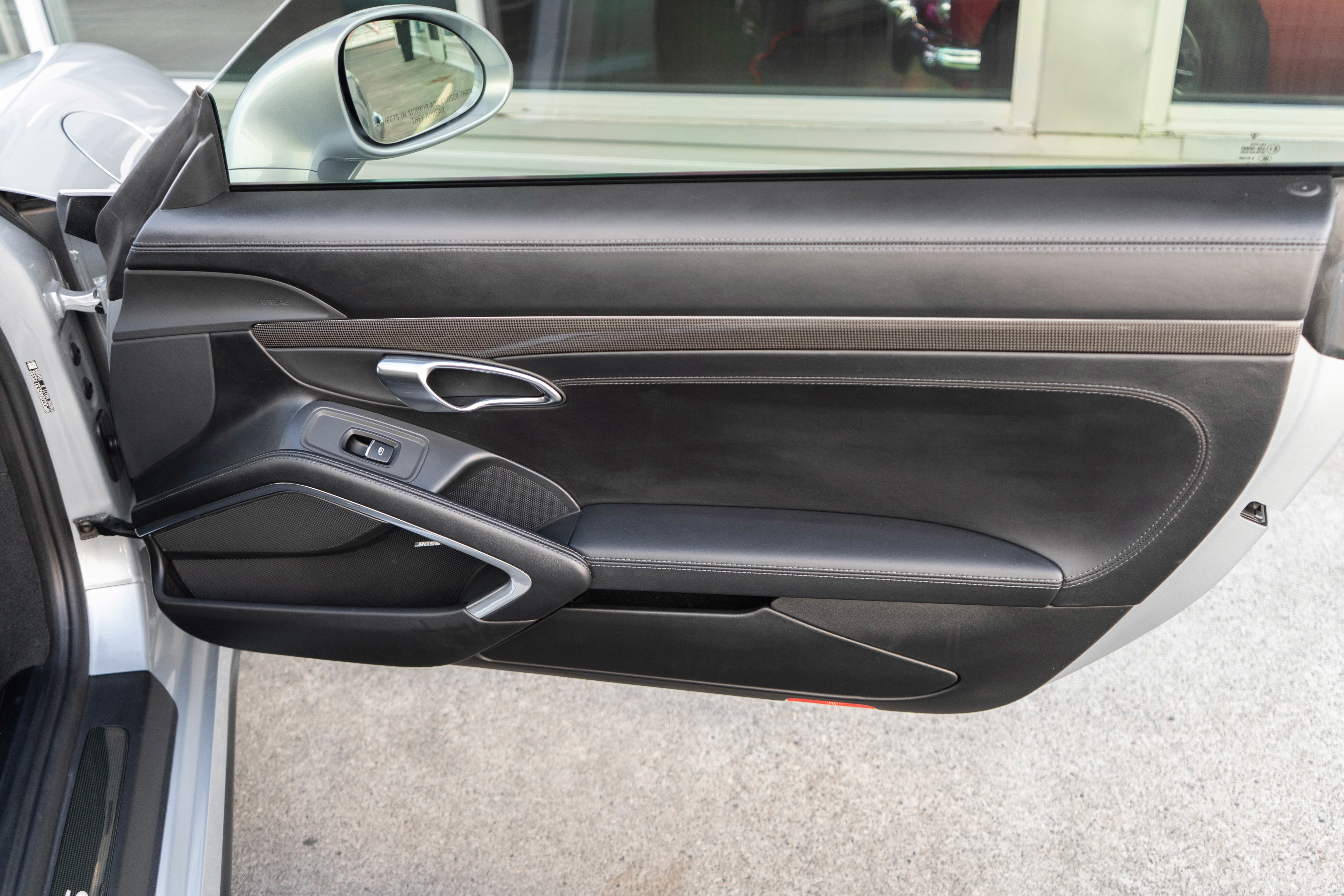 Used 2014 Porsche 911 Turbo S image 23