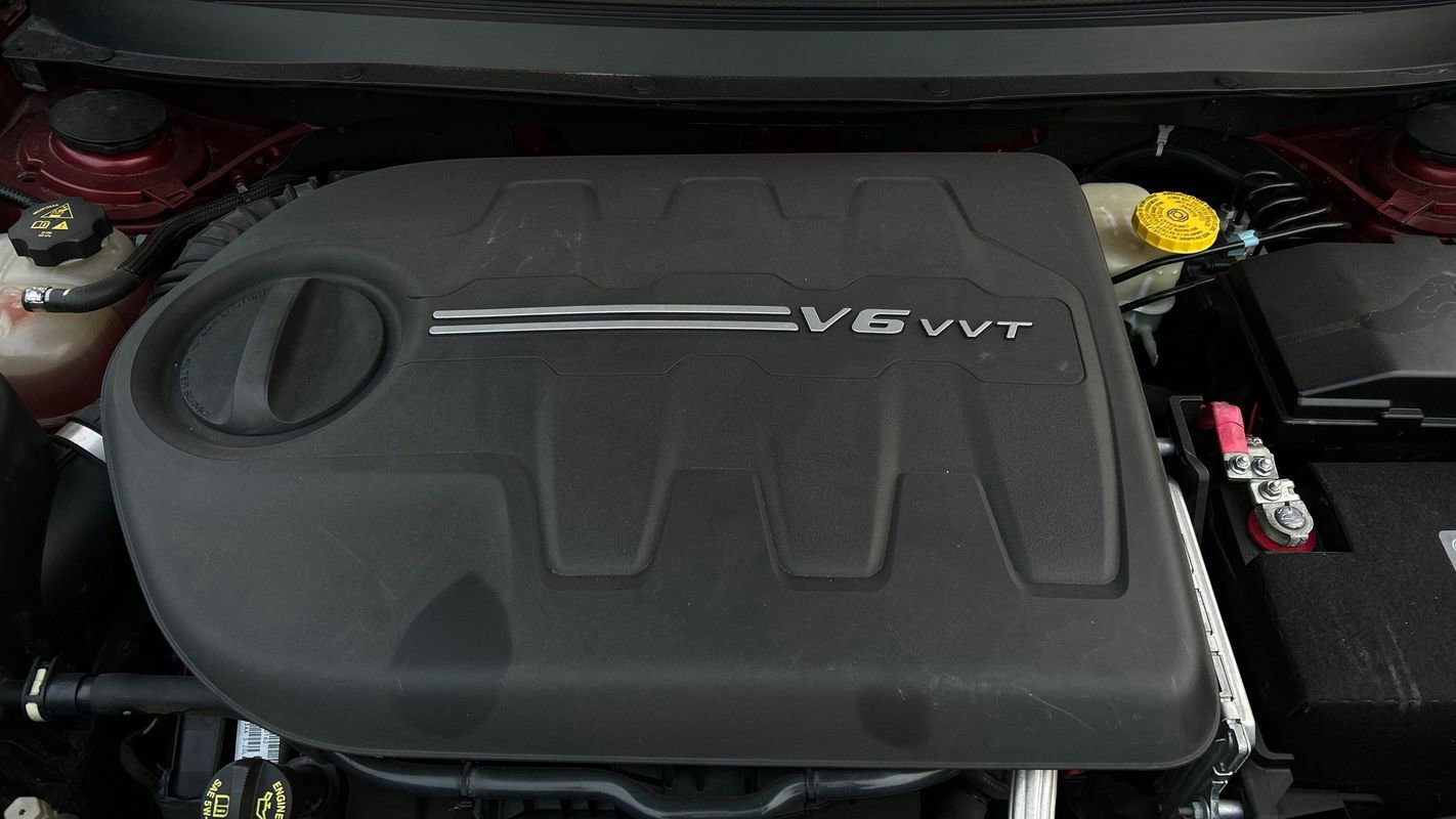 Used 2015 Jeep Cherokee Trailhawk w/ Trailer Tow Group image 13