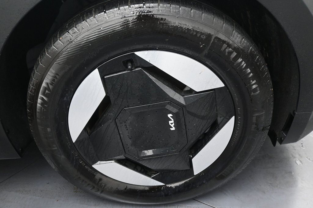 Used 2024 Kia EV9 Light Long Range image 44