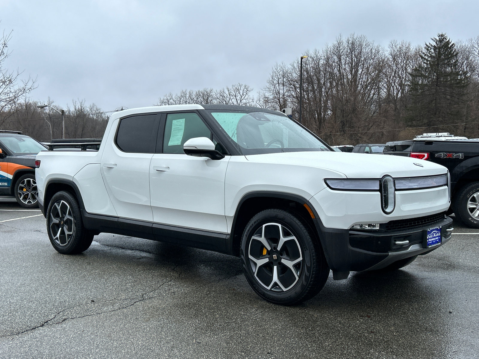 Used 2022 Rivian R1T Adventure AWD/4WD image 1