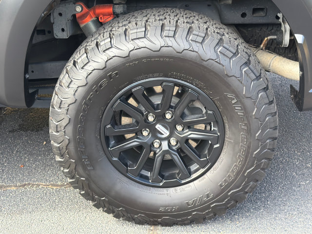 Used 2025 Ford F150 Raptor AWD/4WD image 21