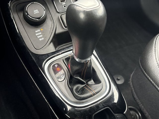 Used 2020 Jeep Compass Limited image 15