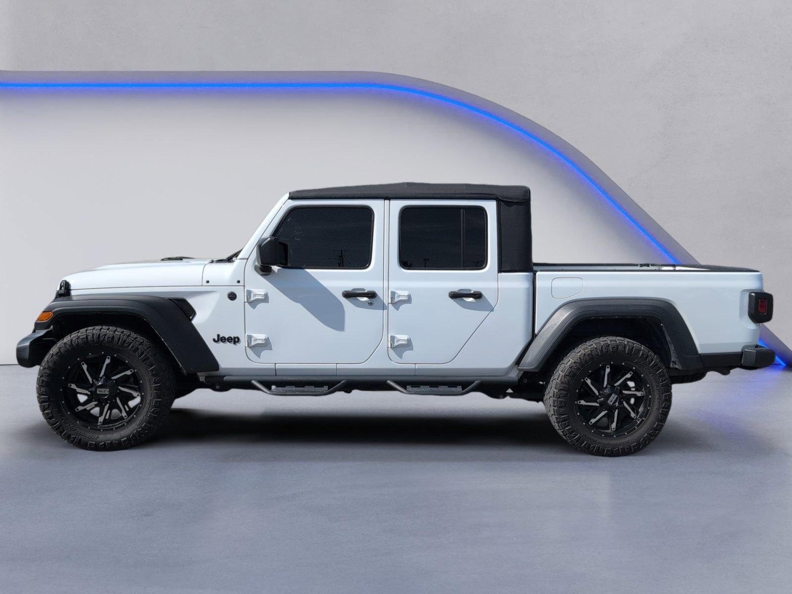 Used 2022 Jeep Gladiator Sport image 5