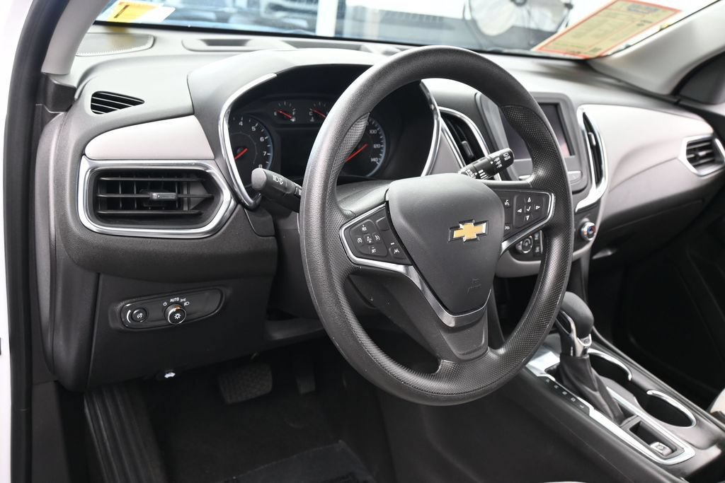 Used 2024 Chevrolet Equinox LS FWD image 15