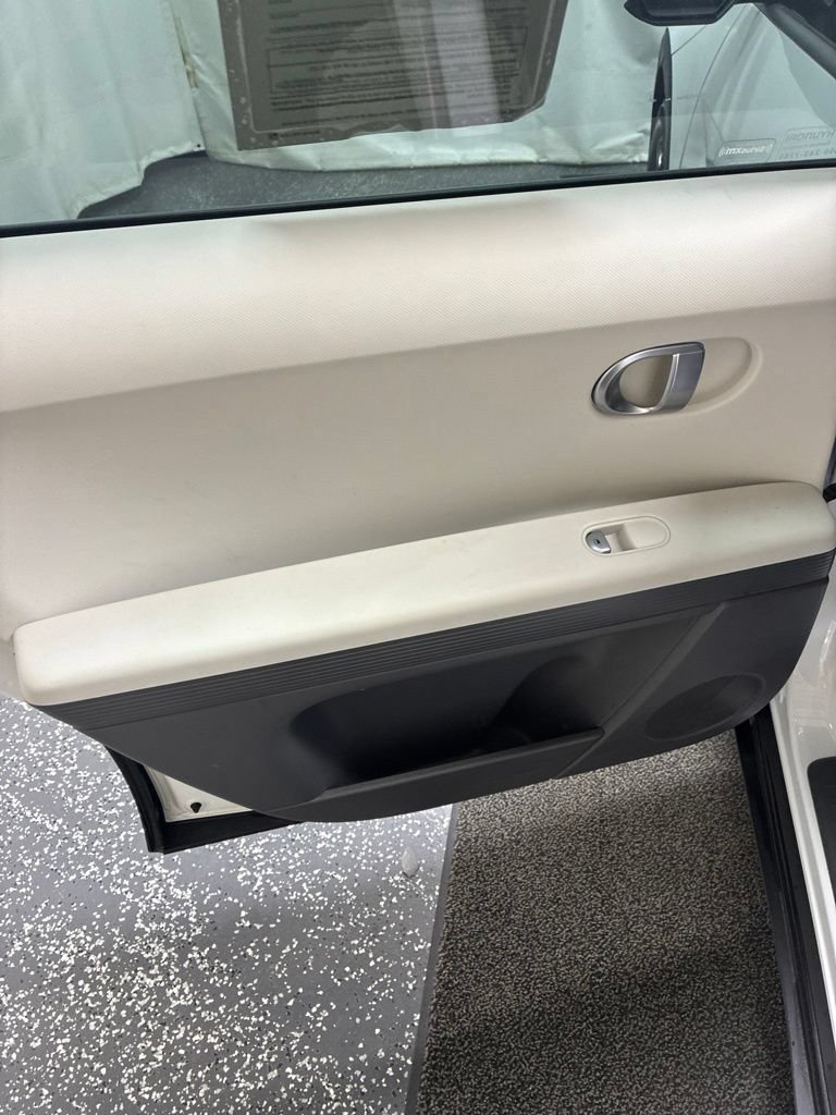 Used 2024 Hyundai Ioniq 5 SEL RWD image 24