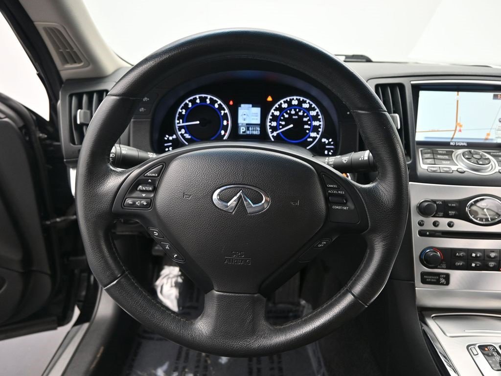 Used 2014 INFINITI Q60 Convertible w/ Premium Package image 19