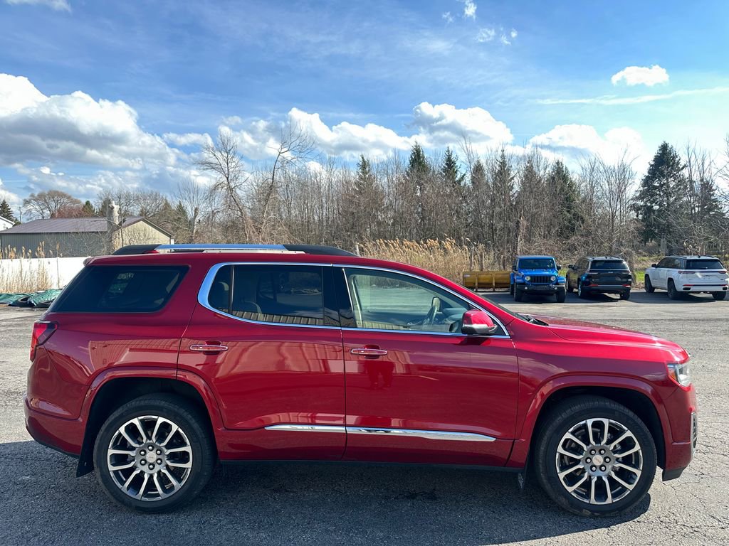 Used 2022 GMC Acadia Denali w/ Denali Ultimate Package image 13