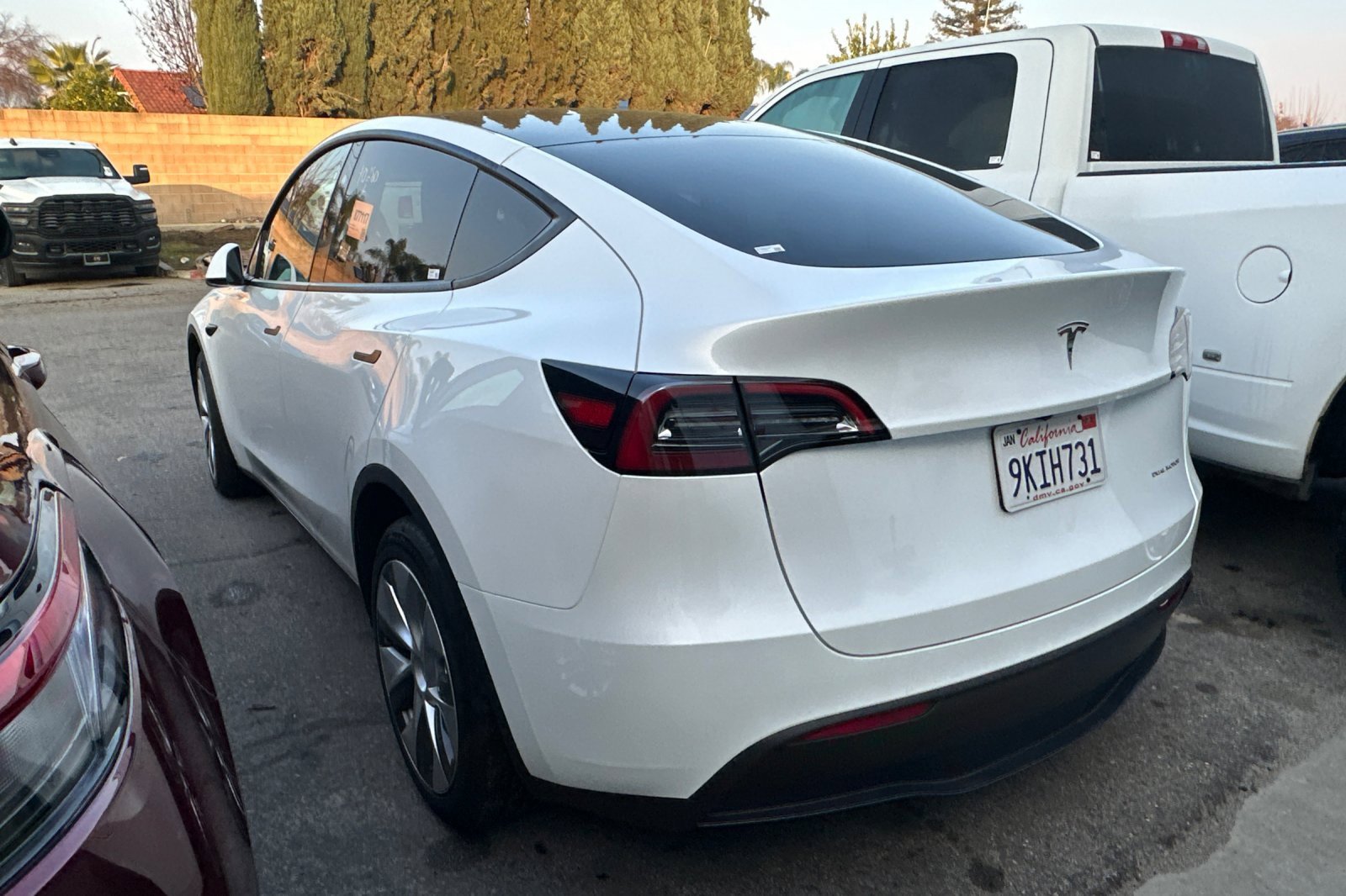 Used 2023 Tesla Model Y Long Range image 3