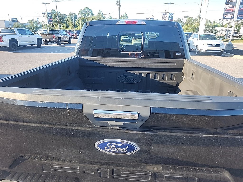 Used 2018 Ford F150 XLT w/ Equipment Group 302A Luxury AWD/4WD image 22
