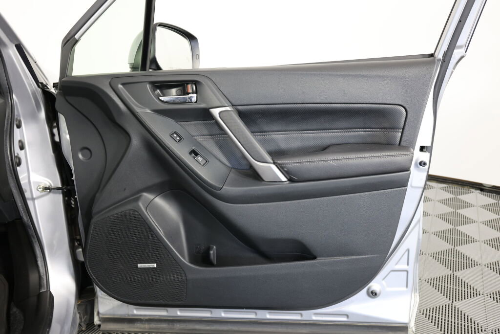 Used 2017 Subaru Forester 2.5i Touring image 26