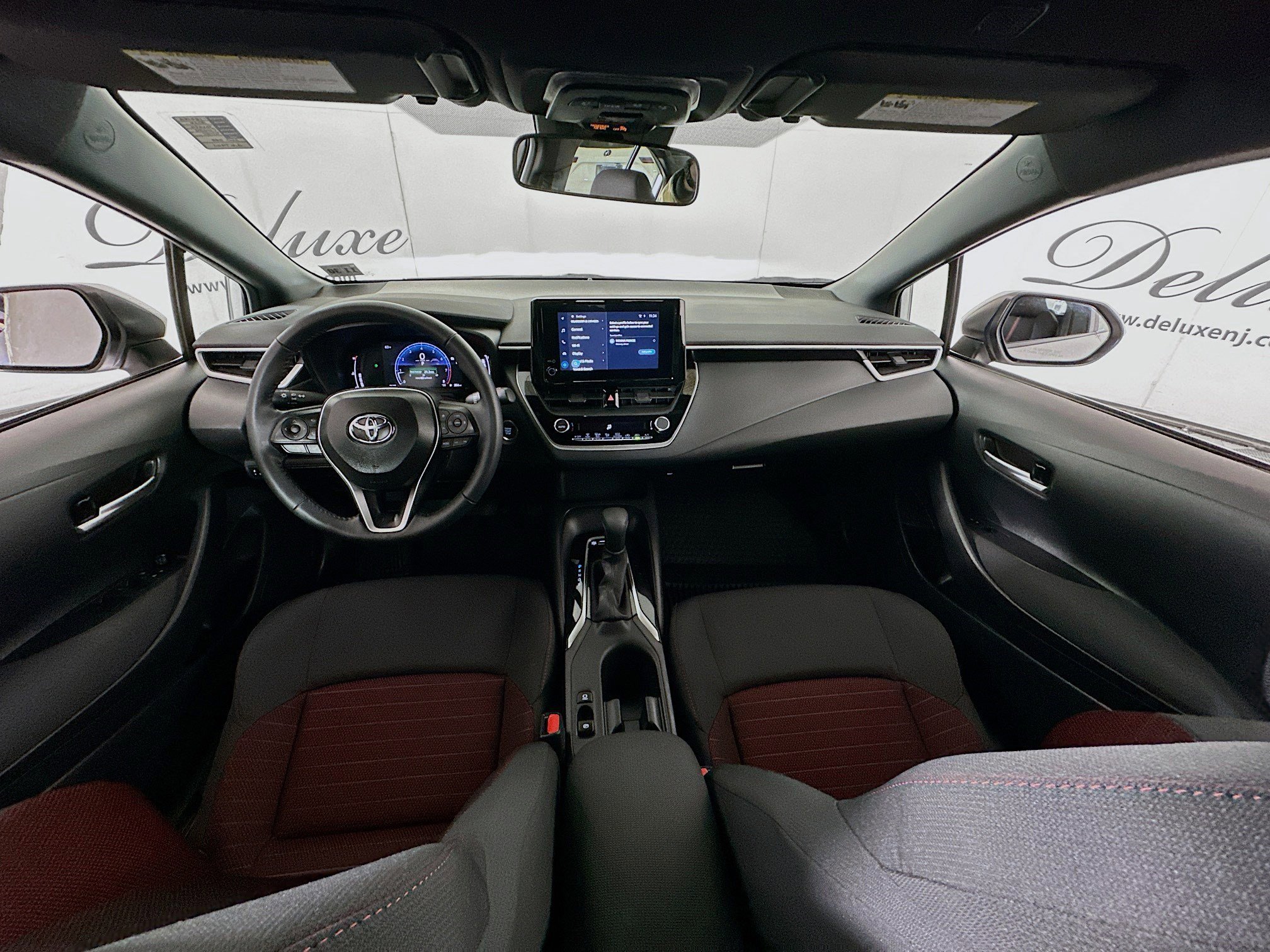 Used 2026 Toyota Corolla SE image 18