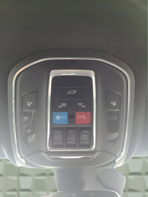 Certified 2024 Jeep Grand Cherokee Limited image 16