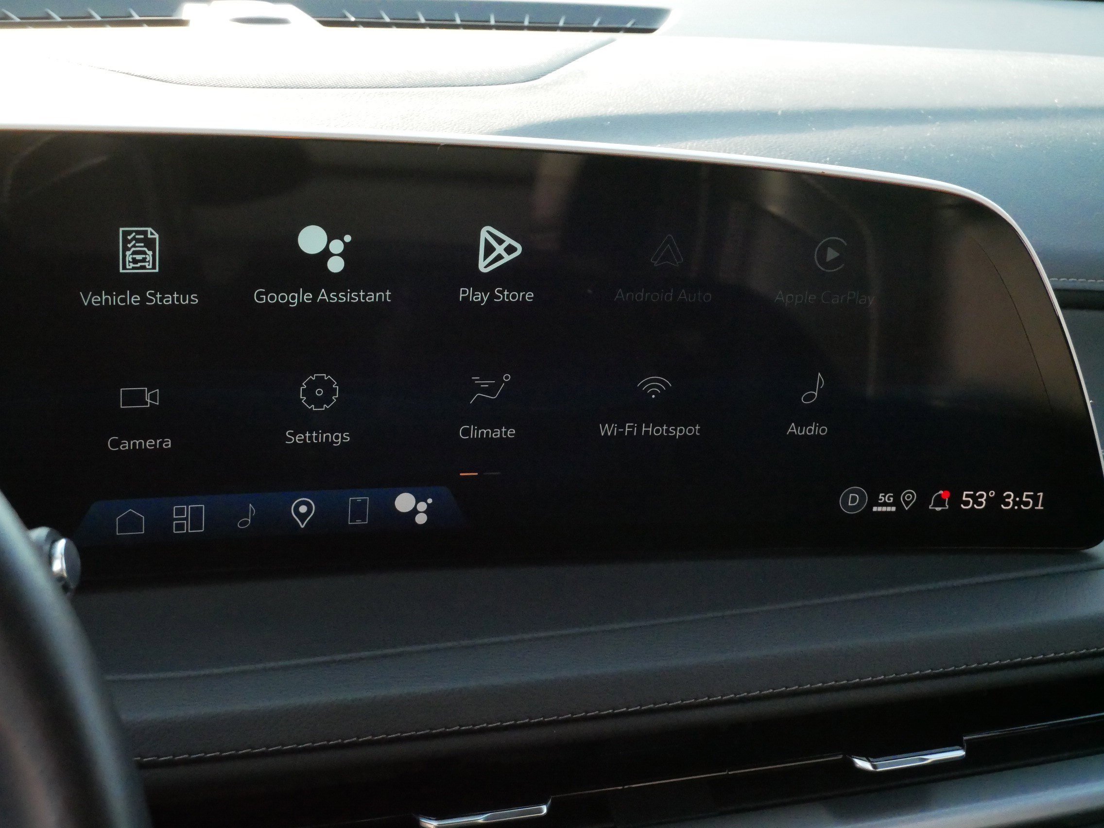 Used 2025 Cadillac XT4 Premium Luxury image 22