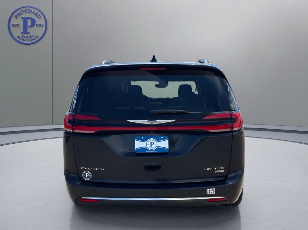 Used 2021 Chrysler Pacifica Limited w/ Premium & Safety Sphere Group AWD/4WD image 6