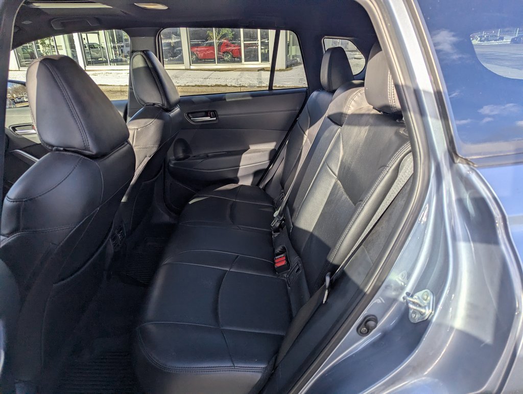 Used 2023 Toyota Corolla Cross XSE image 18