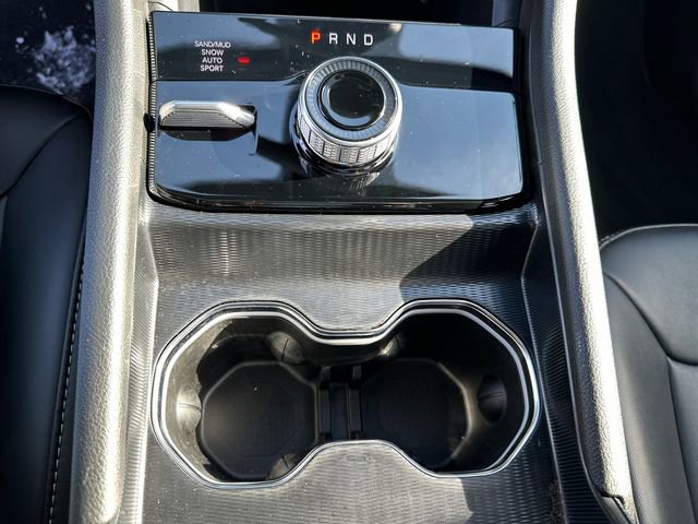 Used 2025 Jeep Grand Cherokee L Limited w/ Black Appearance Package image 40