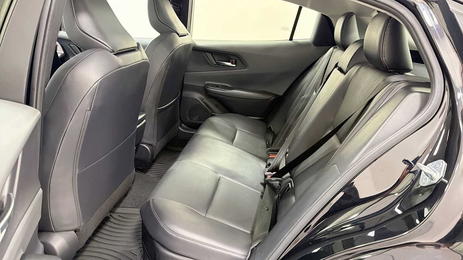 Certified 2023 Toyota Prius Limited w/ Limited Premium Package FWD image 25
