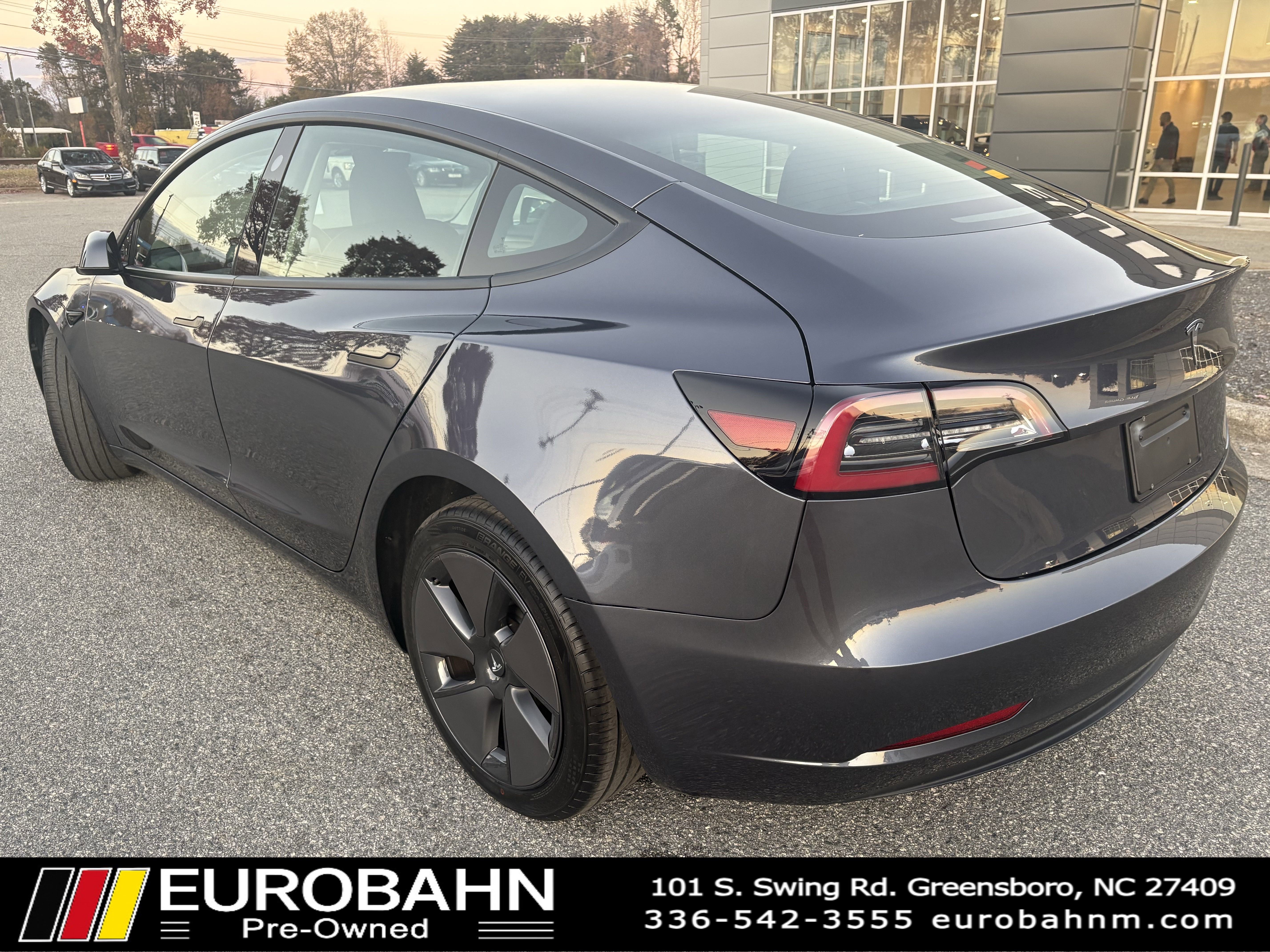 Used 2023 Tesla Model 3 Standard Range image 5