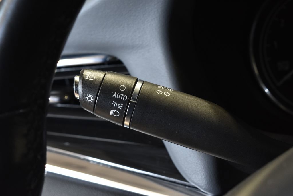 Used 2023 Buick Enclave Essence w/ Experience Buick Package image 17