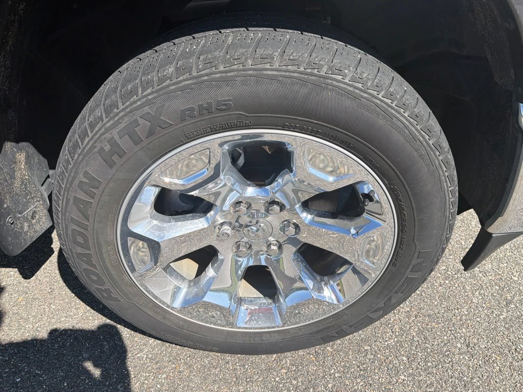 Used 2022 RAM 1500 Big Horn AWD/4WD image 9