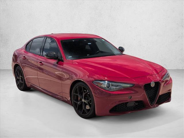 Used 2020 Alfa Romeo Giulia w/ Nero Edizione RWD image 3