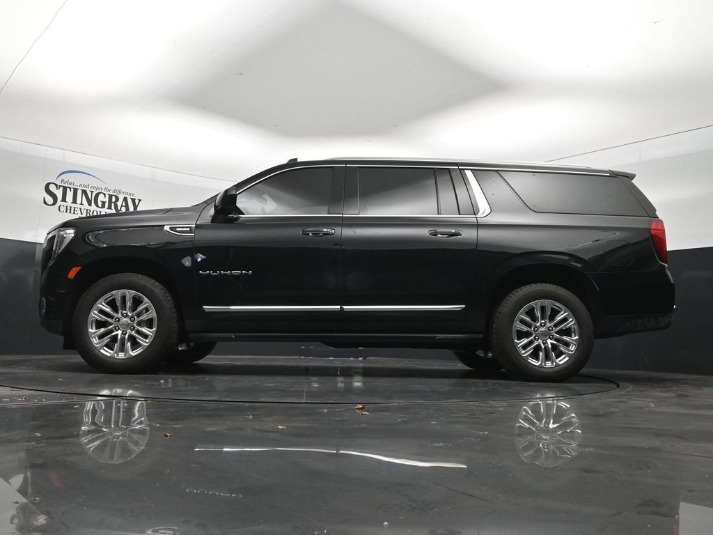 Used 2021 GMC Yukon XL SLT w/ Rear Media and Nav Package AWD/4WD image 29