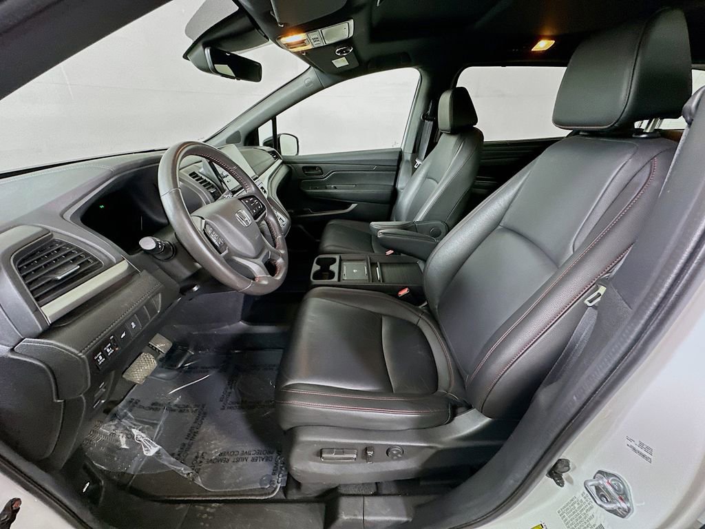 Used 2025 Honda Odyssey Sport-L image 16