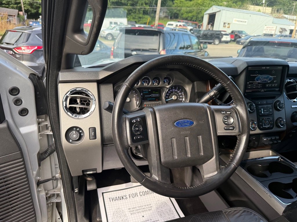 Used 2014 Ford F250 Lariat w/ Lariat Interior Package AWD/4WD image 52