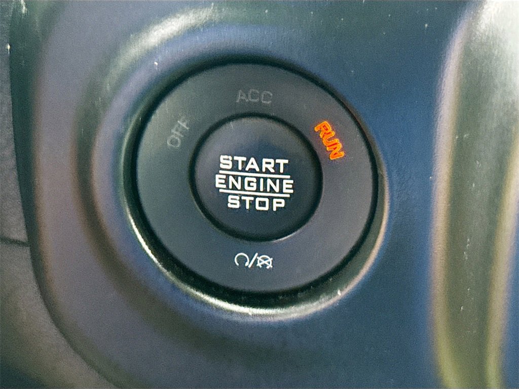 Used 2022 Jeep Gladiator Willys image 20