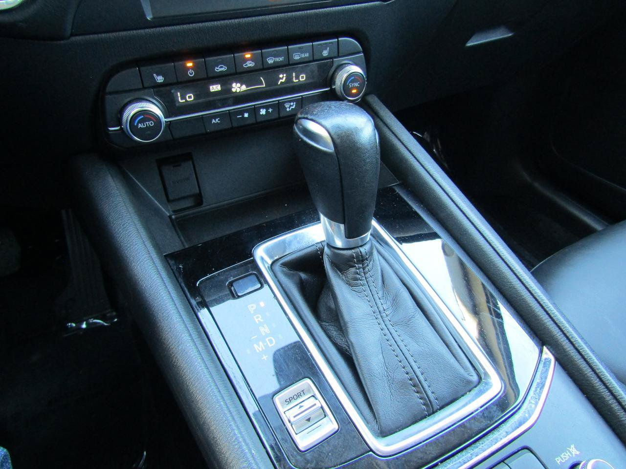 Used 2019 MAZDA CX-5 Touring FWD image 18