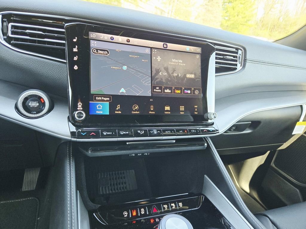 New 2026 Jeep Grand Wagoneer L 4WD w/ Premium Group I image 25