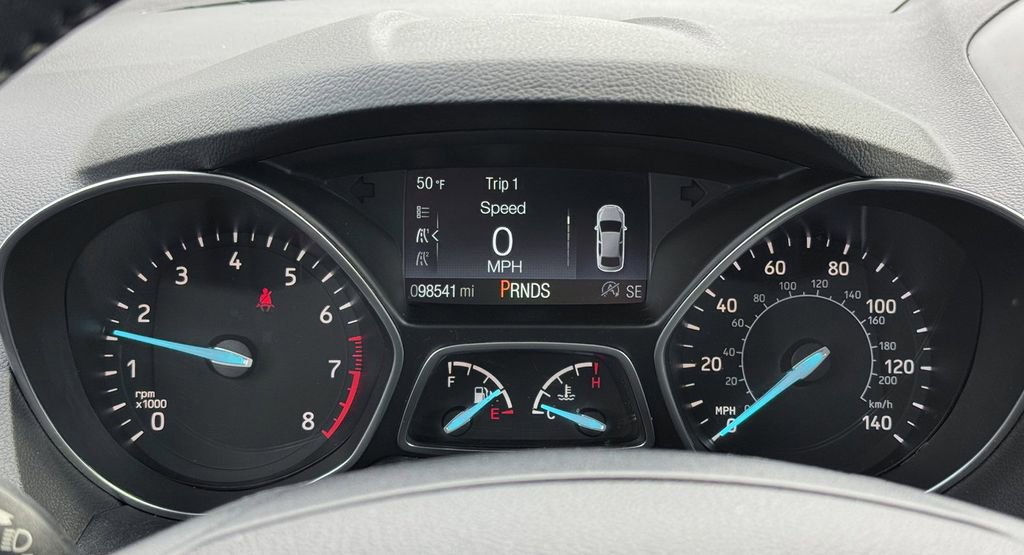 Used 2018 Ford Escape Titanium image 18