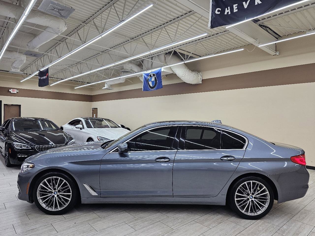 Used 2018 BMW 530i image 9