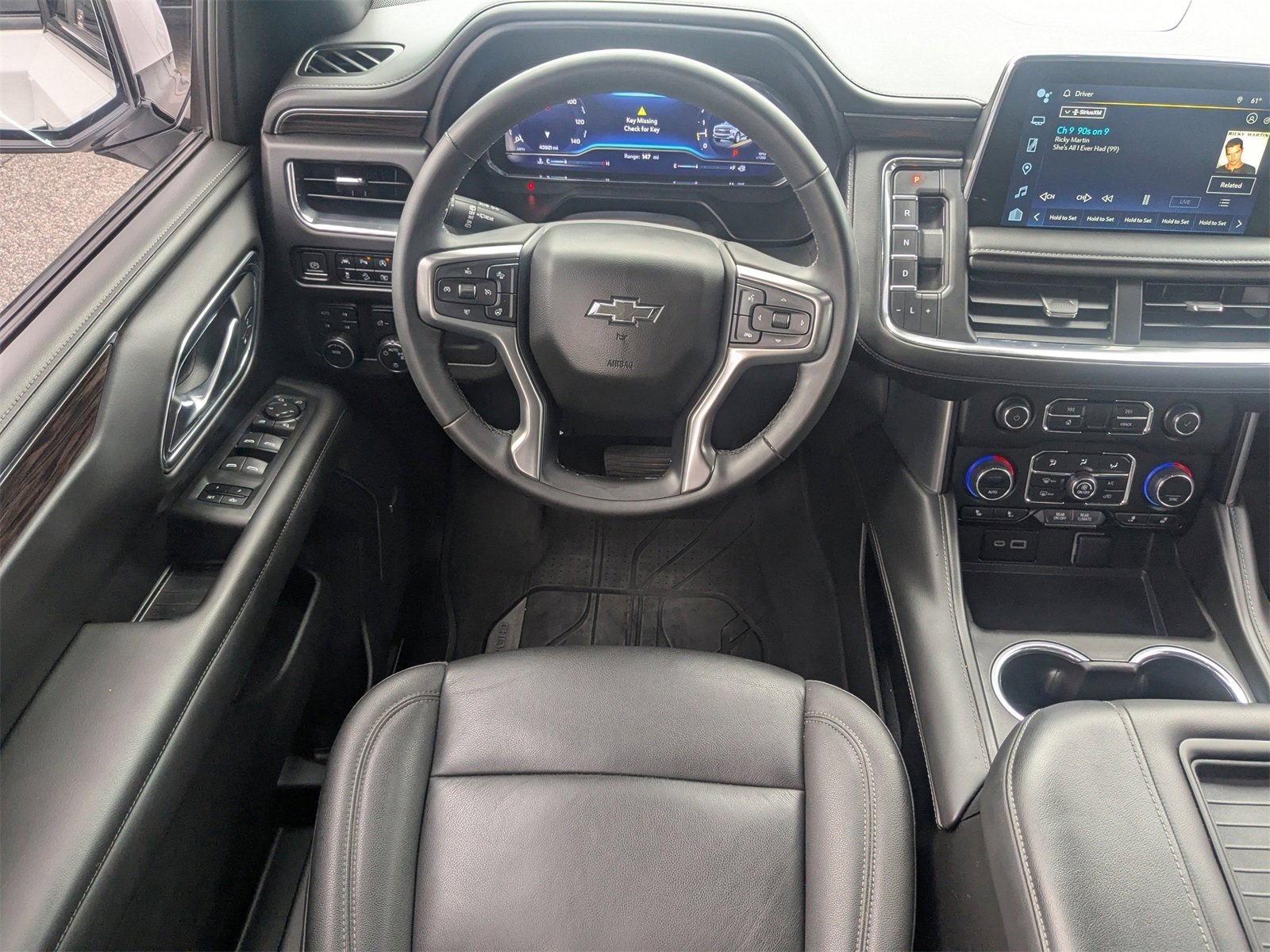 Used 2023 Chevrolet Tahoe Z71 w/ Luxury Package image 18