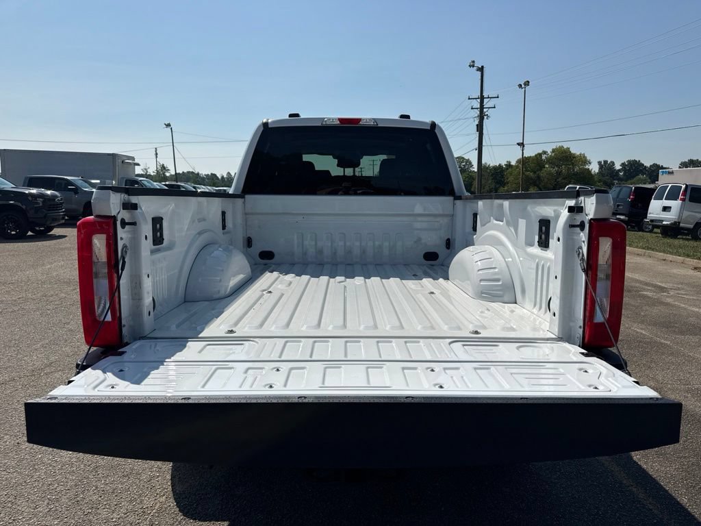 Used 2025 Ford F250 XLT w/ FX4 Off-Road Package AWD/4WD image 29