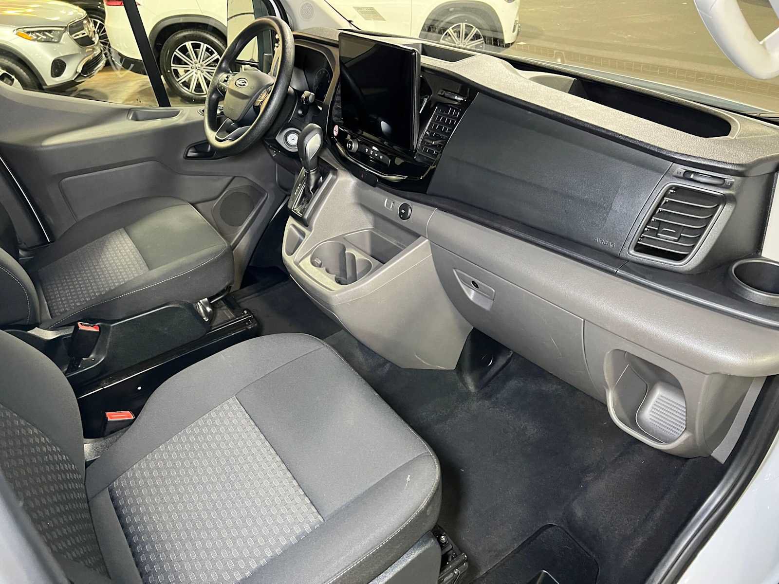 Used 2023 Ford Transit 350 XLT RWD image 10