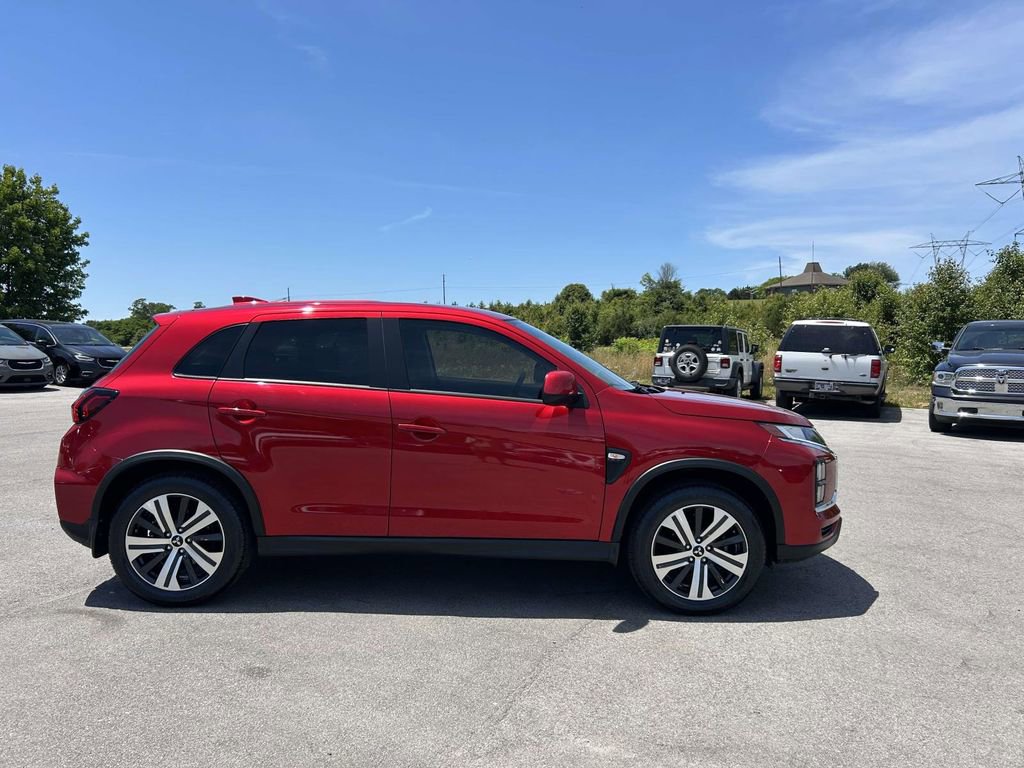 Used 2023 Mitsubishi Outlander Sport AWD image 2