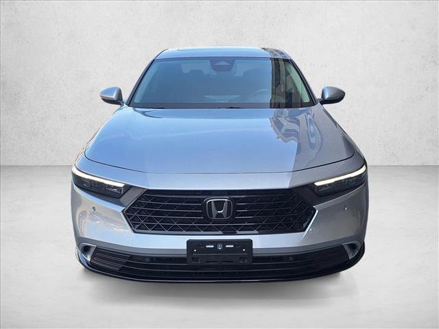 Used 2023 Honda Accord Touring image 2