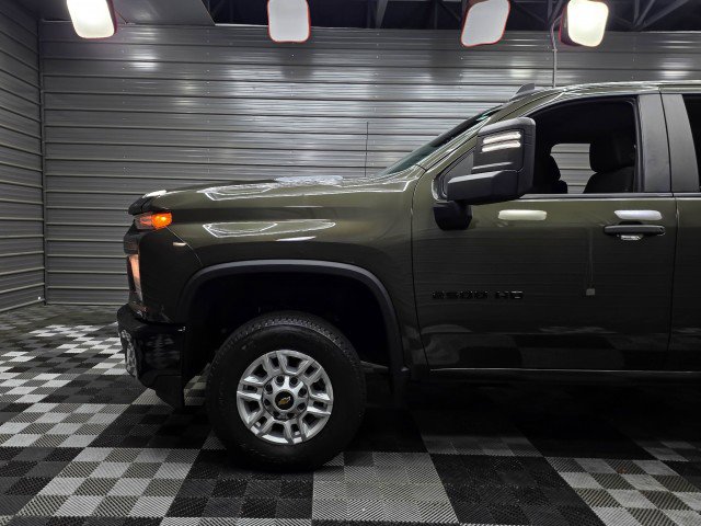 Used 2022 Chevrolet Silverado 2500 Custom w/ Custom Value Package AWD/4WD image 36