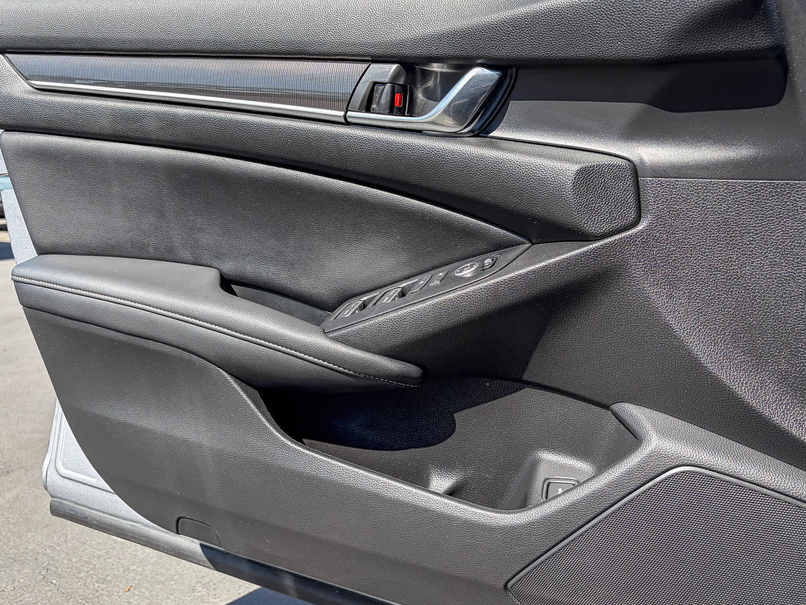 Used 2022 Honda Accord Sport image 19